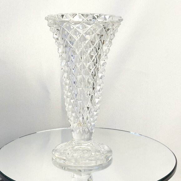 Hobnail Vintage Glass Vase Deep Sharp Pattern Mid-Century Pressed Glass 6 1/4" - Picture 9 of 15